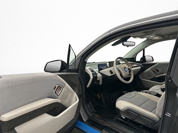 BMW i3 10 of 30