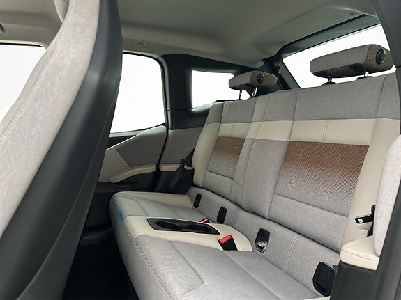 BMW i3 26 of 30