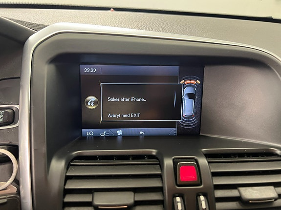 Volvo XC60 12 of 12