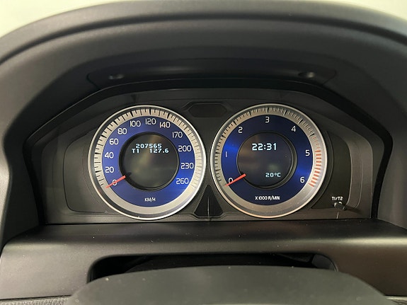Volvo XC60 11 of 12