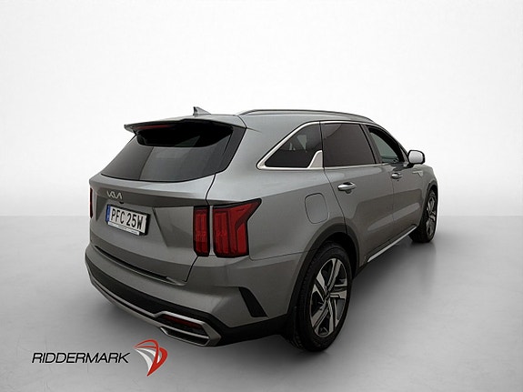 Kia Sorento 8 of 30