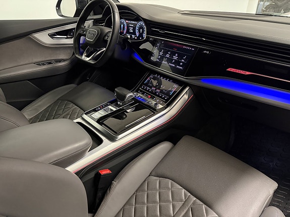 Audi Q8 22 of 25