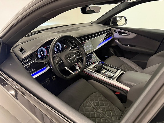 Audi Q8 10 of 25