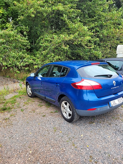 Renault Megane III 3 of 3