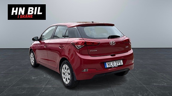 Hyundai i20 3 of 13