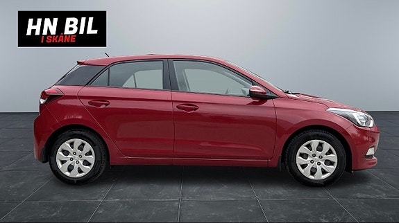 Hyundai i20 6 of 13