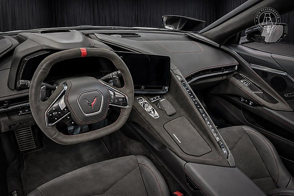 Chevrolet Corvette 8 of 11