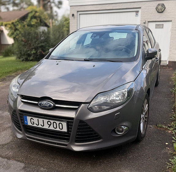 Ford Focus 2 of 11