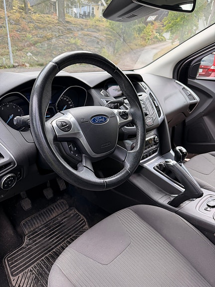 Ford Focus 7 of 11