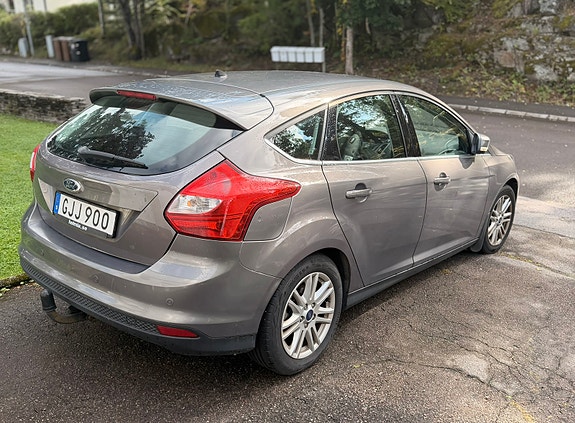 Ford Focus 5 of 11