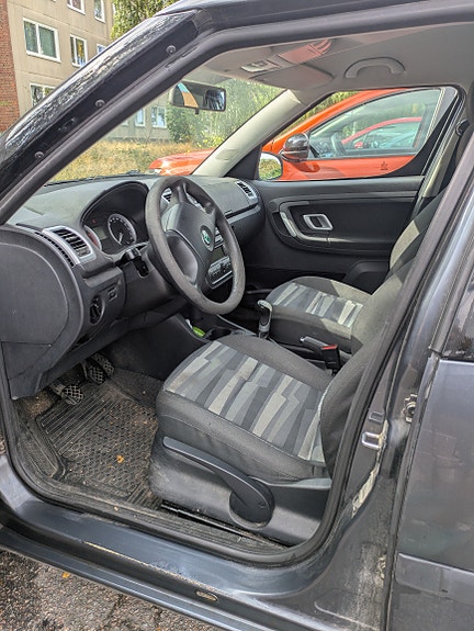 Skoda Roomster 3 of 4