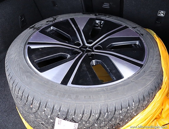 Polestar 2 14 of 17