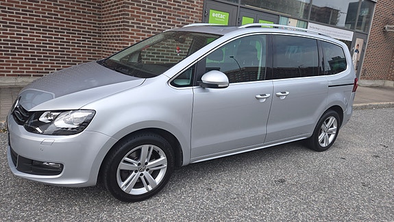 Volkswagen Sharan 2 of 9