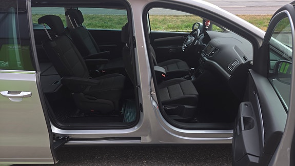 Volkswagen Sharan 9 of 9