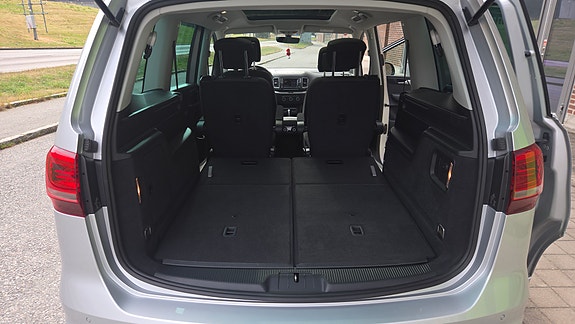 Volkswagen Sharan 8 of 9