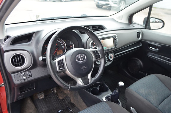 Toyota Yaris 17 of 20