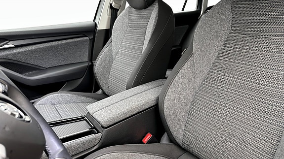 Skoda Superb 8 of 21