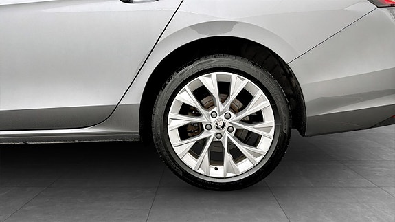 Skoda Superb 6 of 21