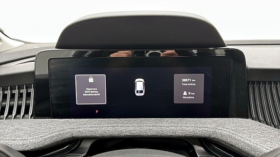 Skoda Superb 14 of 21