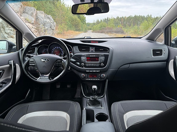 Kia Ceed 10 of 14