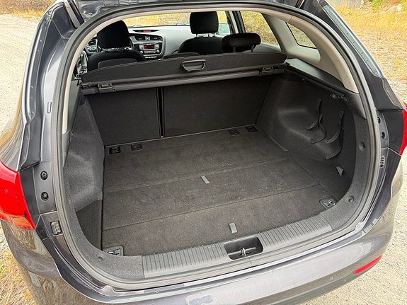Kia Ceed 8 of 14