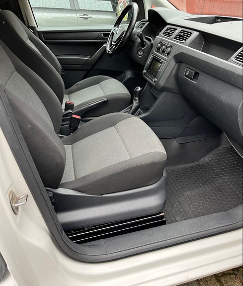 Volkswagen Caddy 3 of 8