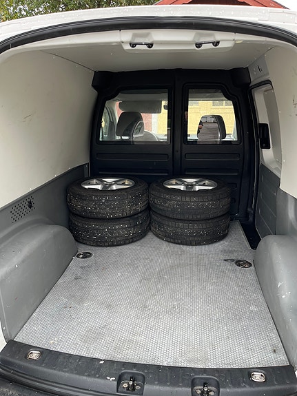 Volkswagen Caddy 6 of 8