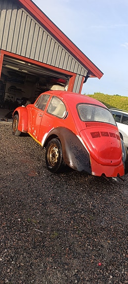 Volkswagen 1302 4 of 4