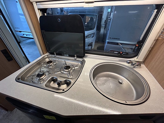 Sun Living Lido S 42 DF / Solcell / 3500kg / B-kort 15 of 20