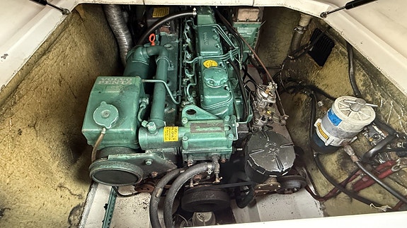 Nimbus 28 DC med 200hk Volvo Penta diesel -91 16 of 16