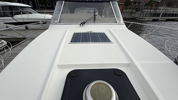 Nimbus 28 DC med 200hk Volvo Penta diesel -91 2 of 16