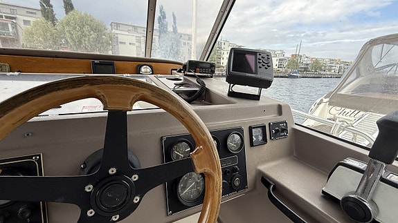 Nimbus 28 DC med 200hk Volvo Penta diesel -91 9 of 16