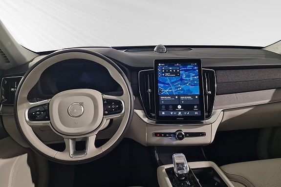 Volvo XC90 9 of 20