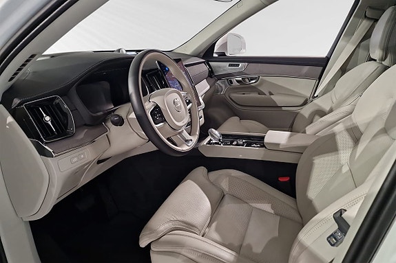 Volvo XC90 7 of 20