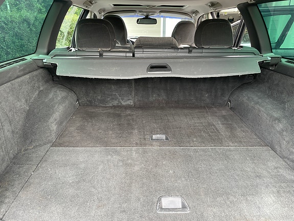 Volvo V70 5 of 10