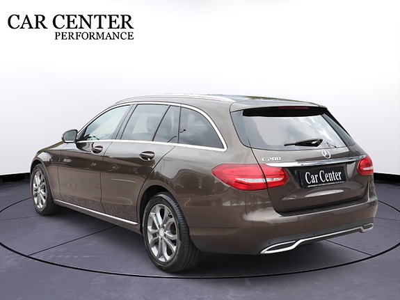 Mercedes-Benz C200 7 of 16