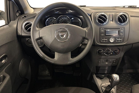 Dacia Sandero 10 of 17