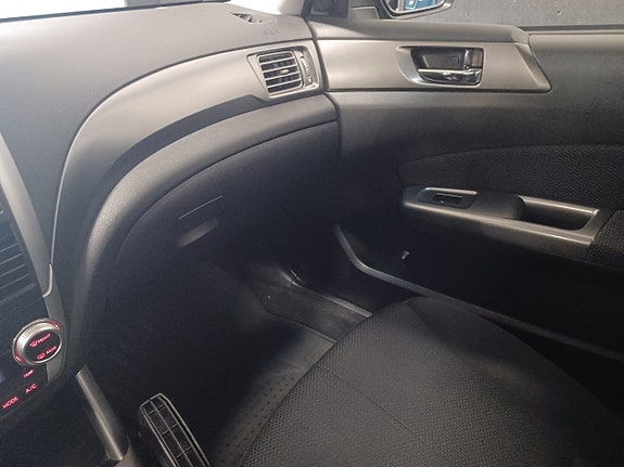 Subaru Forester 17 of 17