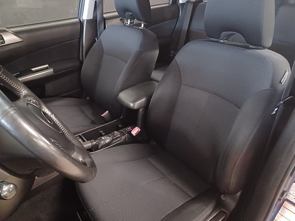 Subaru Forester 13 of 17