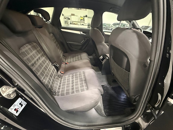 Audi A4 14 of 19