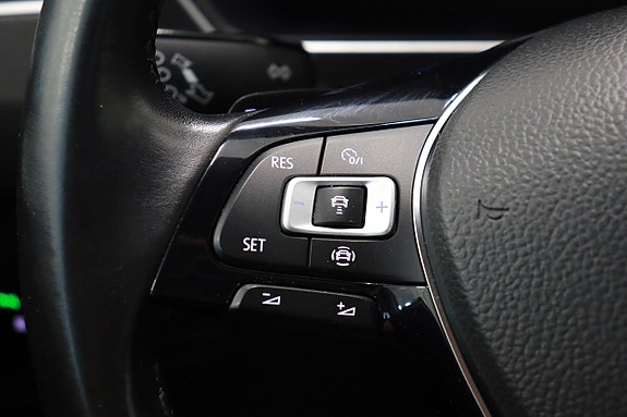 Volkswagen Tiguan 14 of 19