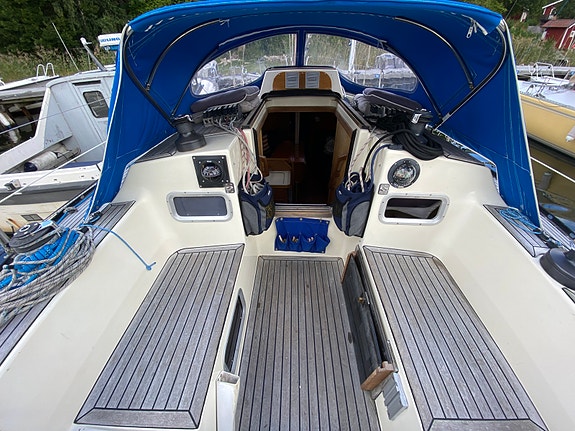 X 372 Sport 6 of 13