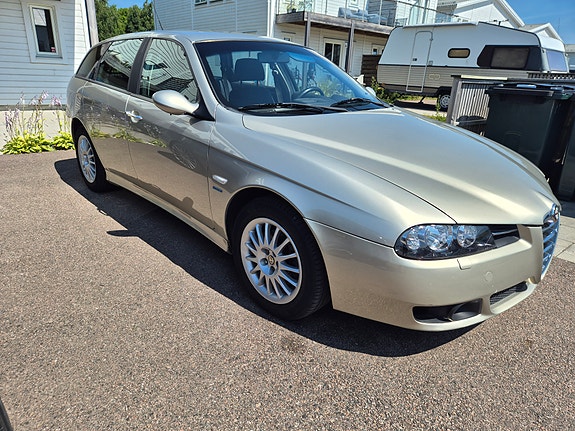 Alfa Romeo 156 3 of 6