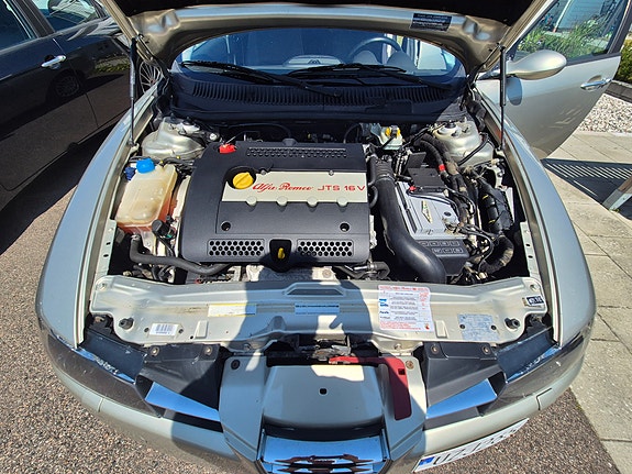 Alfa Romeo 156 4 of 6