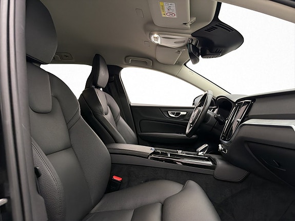 Volvo V60 10 of 30