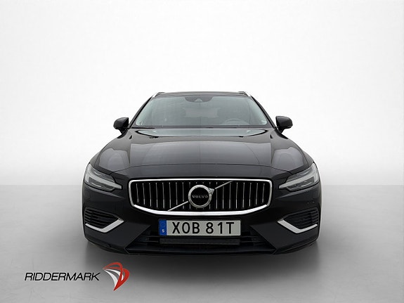 Volvo V60 2 of 30