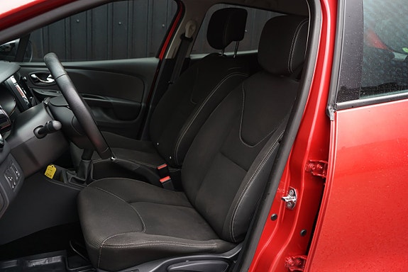 Renault Clio 6 of 12