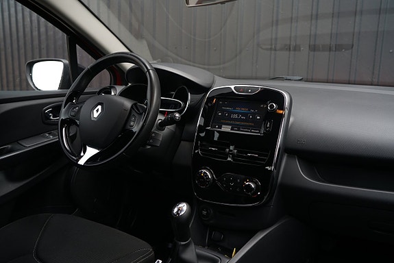 Renault Clio 8 of 12