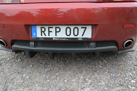 Aston Martin V8 Vantage 4 of 9