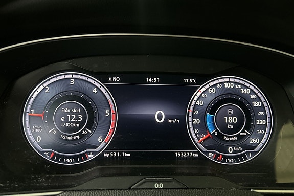 Volkswagen Passat 29 of 30